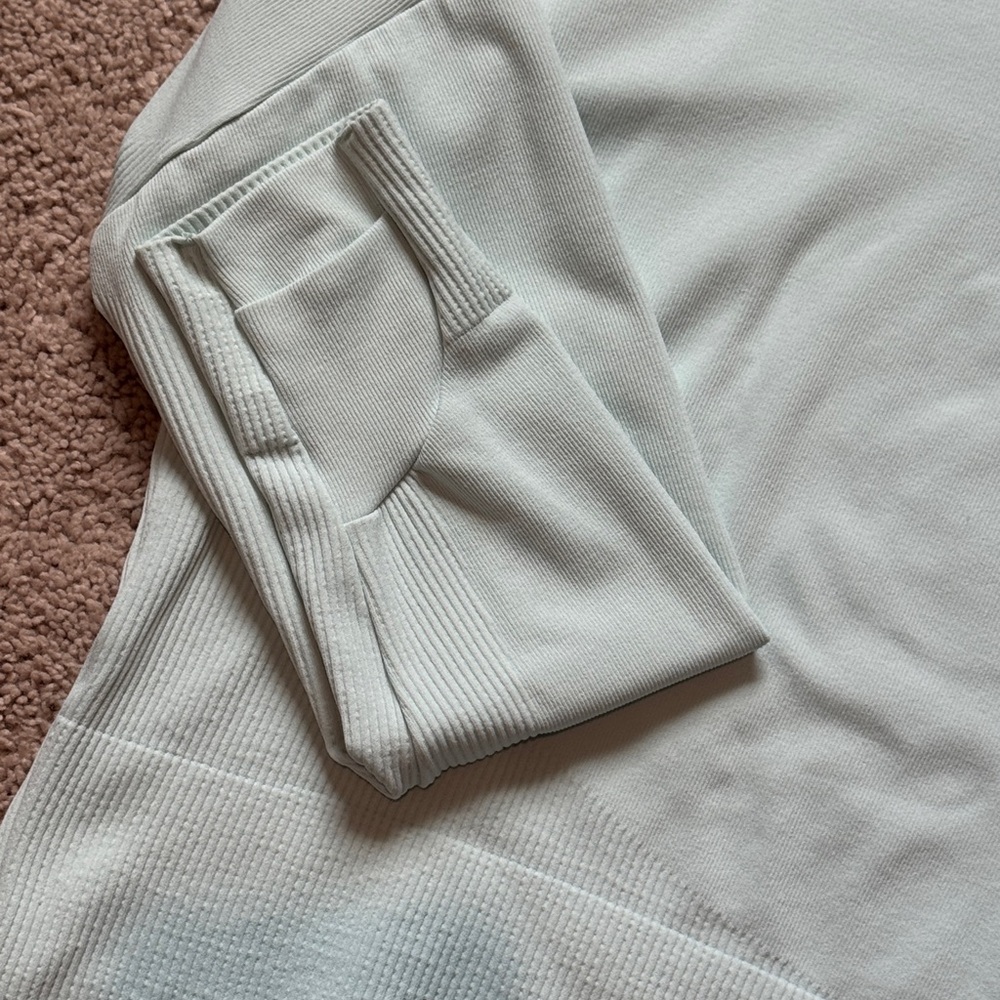 Oversized Gymshark Pippa Cropped Hoodie Mint - Picture 4 of 6